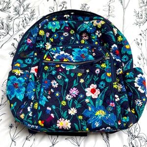 🔥LAST CHANCE🔥 Vera Bradley Campus Backpack Moonlit Garden (2 tears in front)